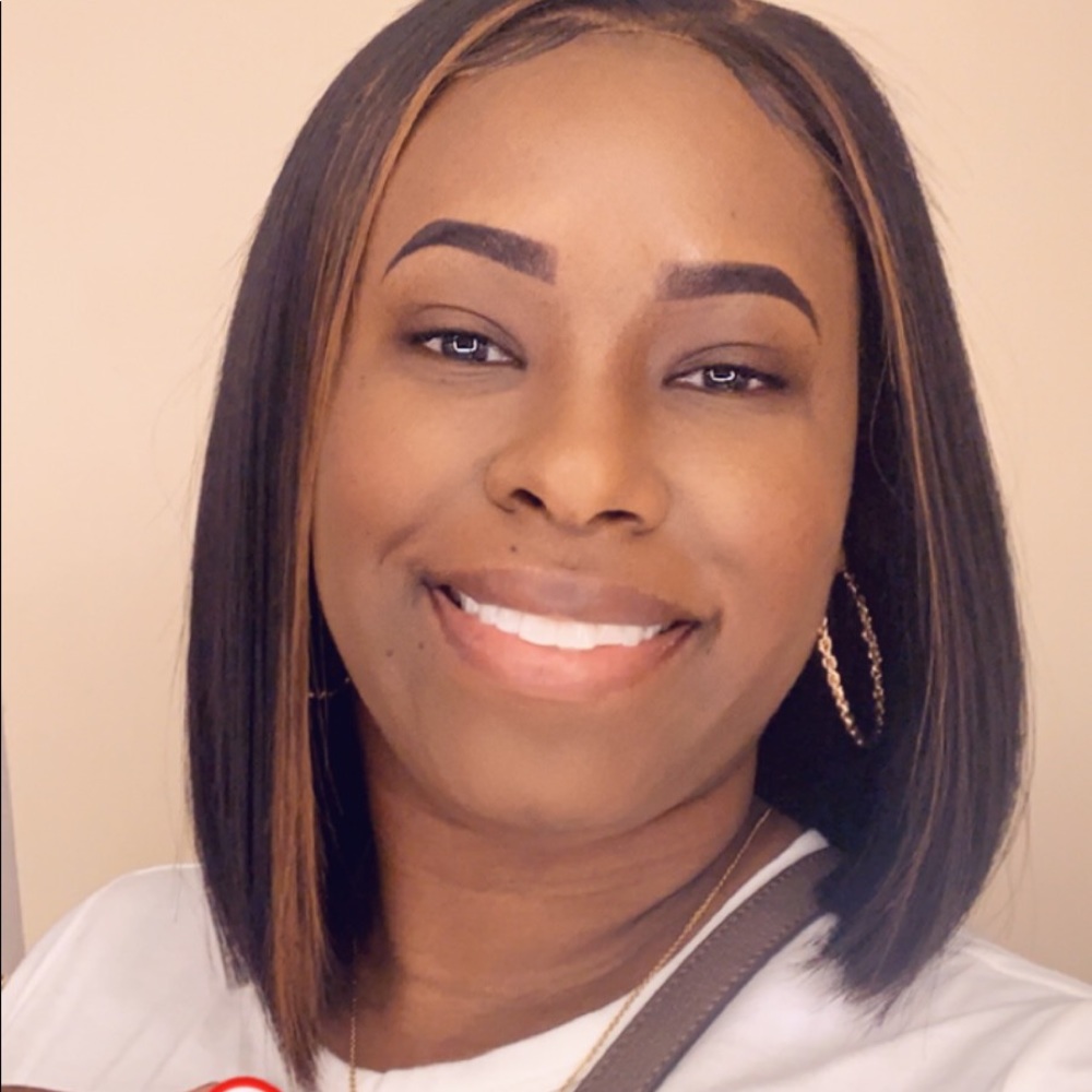 Meet your Posher, Tamela